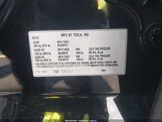 2023 TESLA MODEL Y 7SAYGDEE4PF707773 Photo 8
