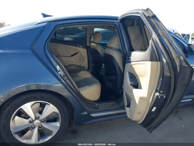 KIA dohc mpi theta ii 2014 KNAGN4AD5E5068746 Image 8