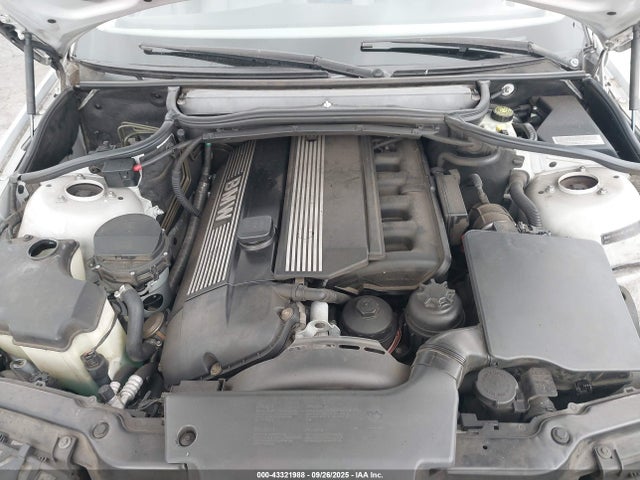 43321988 :رقم المزاد ، WBAEU33443PH88738 vin ، 2003 Bmw 325xi مزاد بيع