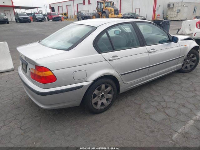 43321988 :رقم المزاد ، WBAEU33443PH88738 vin ، 2003 Bmw 325xi مزاد بيع