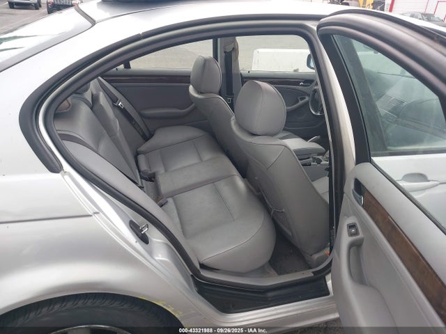 43321988 :رقم المزاد ، WBAEU33443PH88738 vin ، 2003 Bmw 325xi مزاد بيع