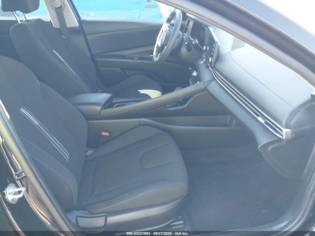 2023 HYUNDAI ELANTRA HYBRID KMHLM4AJ7PU079116 Photo 4