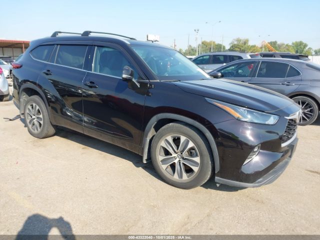 2022 TOYOTA HIGHLANDER 5TDHZRBH7NS239274