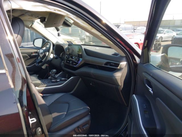 2022 TOYOTA HIGHLANDER 5TDHZRBH7NS239274 Photo 4