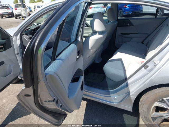 1HGCR2F41GA100283 Honda k24w1