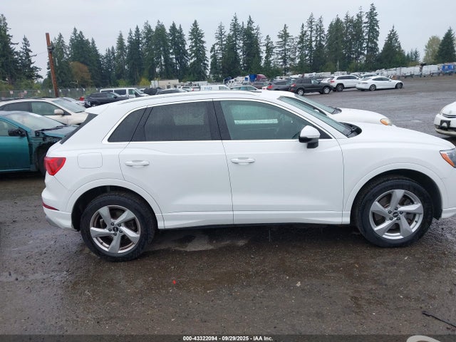 WA1AUCF38M1094036 Audi 40 tfsi 2.0t