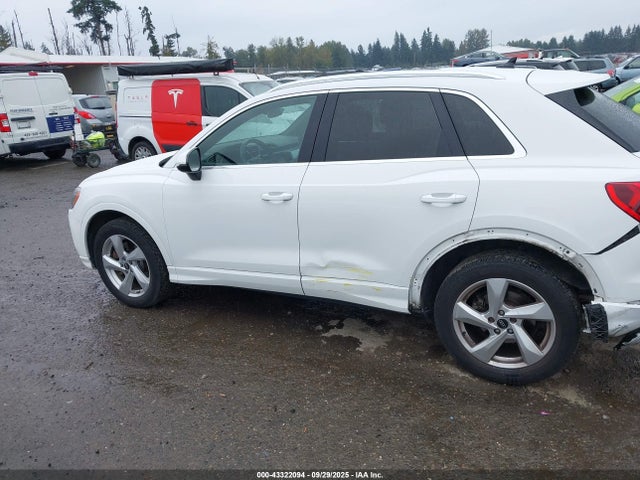 WA1AUCF38M1094036 Audi 40 tfsi 2.0t