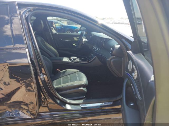 2018 MERCEDES-BENZ AMG E 43 WDDZF6EB6JA322257 Photo 4