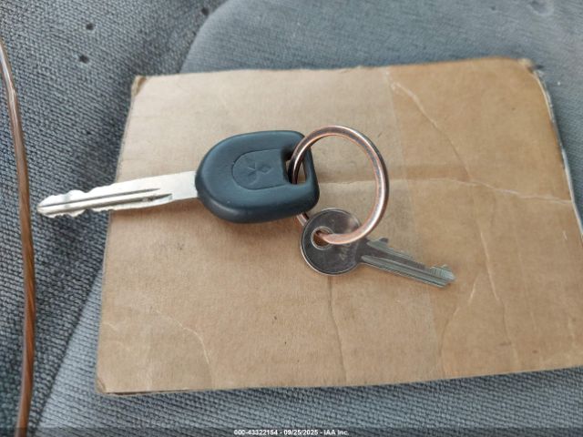 2000 MITSUBISHI GALANT 4A3AA46G5YE120708 Photo 10