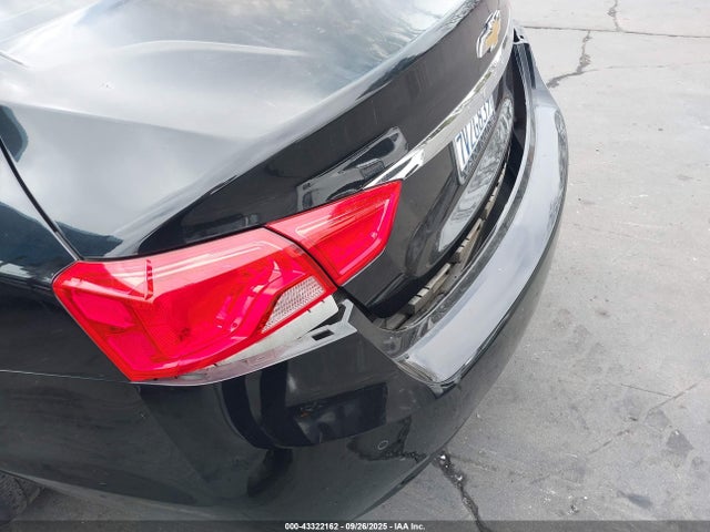 Chevrolet IMPALA 1LT 2017 1G1105SA9HU111117 Image 22