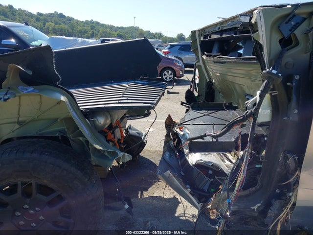 43322306 :رقم المزاد ، 7G2CEHEE9RA025554 vin ، 2024 Tesla Cybertruck Cyberbeast مزاد بيع