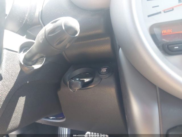 2011 MINI COOPER S COUNTRYMAN WMWZC3C51BWL80566 Photo 10