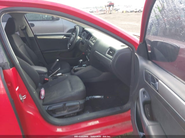 3VWD17AJ9FM283550 Volkswagen 1.8t