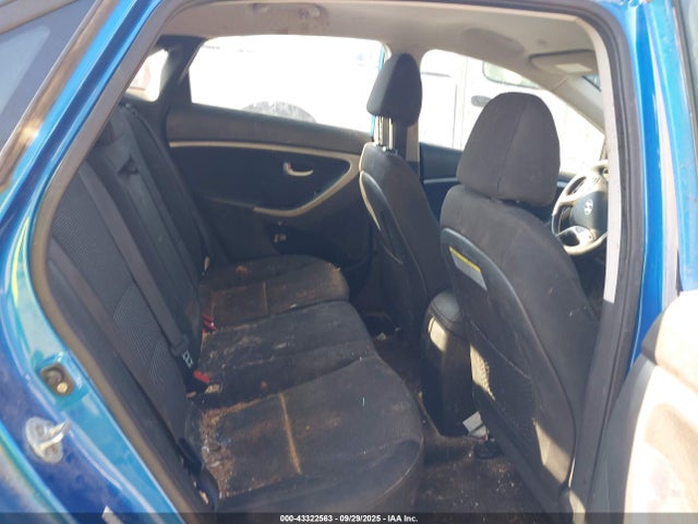 Auction sale of the 2017 Hyundai Elantra Gt, vin: KMHD35LH4HU371928, lot number: 43322563