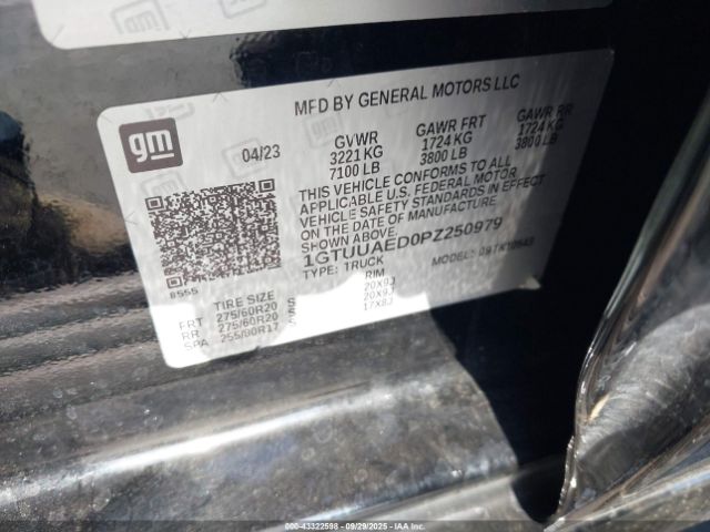 2023 GMC SIERRA 1500 1GTUUAED0PZ250979 Photo 8