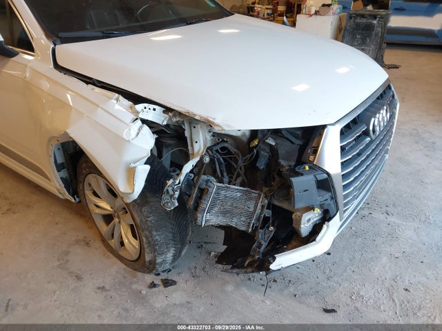 2017 AUDI Q7 WA1AAAF75HD014356 Photo 5