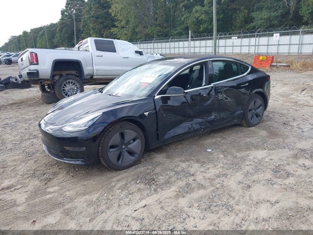 2019 TESLA MODEL 3 5YJ3E1EB7KF385298 Photo 1