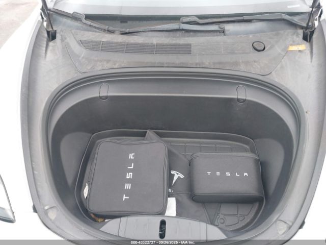 2018 TESLA MODEL 3 5YJ3E1EB9JF111695 Photo 9