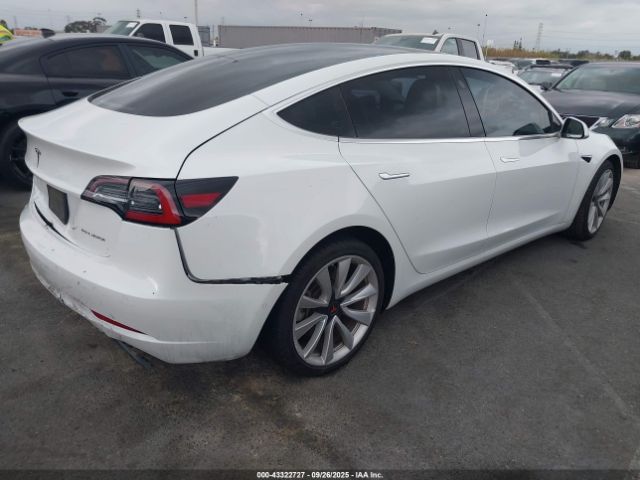 2018 TESLA MODEL 3 5YJ3E1EB9JF111695 Photo 3