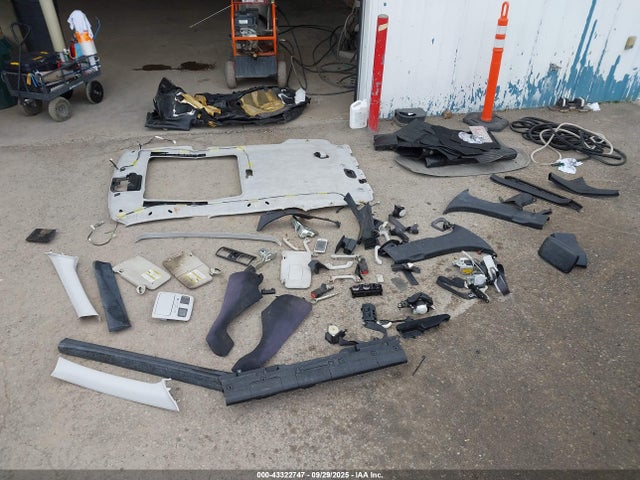2018 Subaru Forester 2.5i Premium მანქანა იყიდება აუქციონზე, vin: JF2SJAEC1JH460268, აუქციონის ნომერი: 43322747