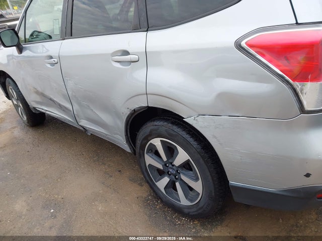 2018 Subaru Forester 2.5i Premium მანქანა იყიდება აუქციონზე, vin: JF2SJAEC1JH460268, აუქციონის ნომერი: 43322747