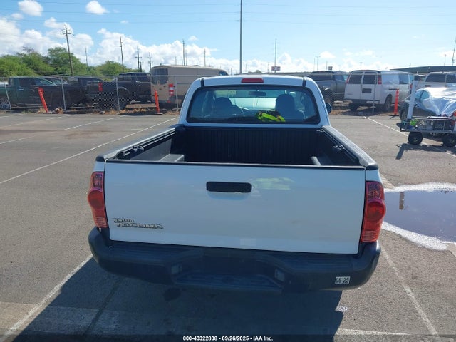 Toyota 2tr-fe 2015 5TFTX4CN2FX052625 Image 16
