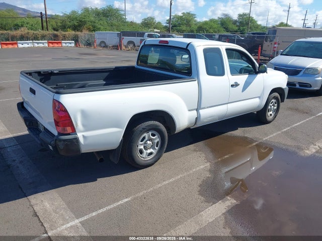 Toyota 2tr-fe 2015 5TFTX4CN2FX052625 Image 4