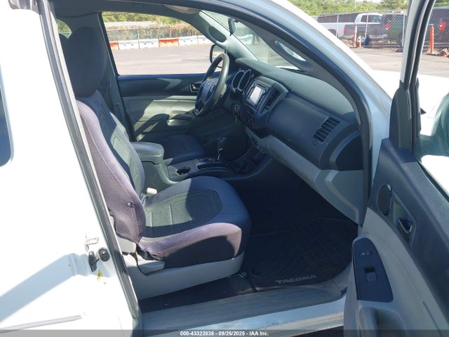 Toyota 2tr-fe 2015 5TFTX4CN2FX052625 Image 5