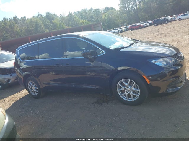43322839 :رقم المزاد ، 2C4RC1DG8HR704816 vin ، 2017 Chrysler Pacifica Touring مزاد بيع