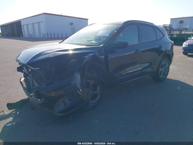 Ford Escape St-line 2024 1FMCU9MNXRUA28644 Image 2