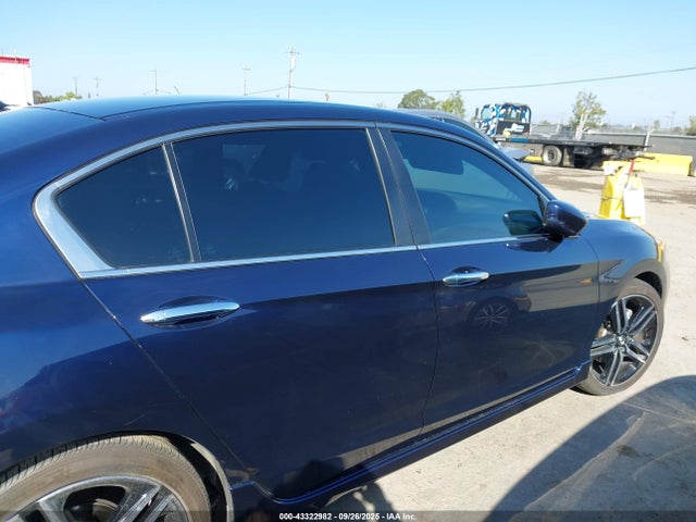 Honda k24w1 2017 1HGCR2F16HA073878 Image 13