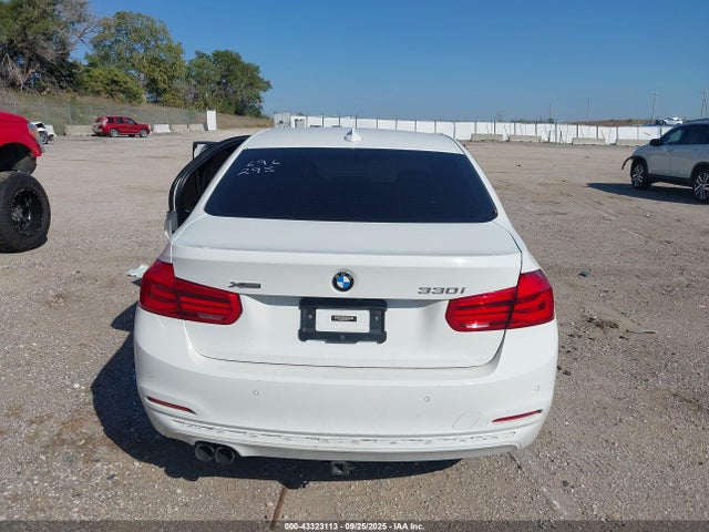 BMW 330I 2017 WBA8D9C36HA005515 Image 16