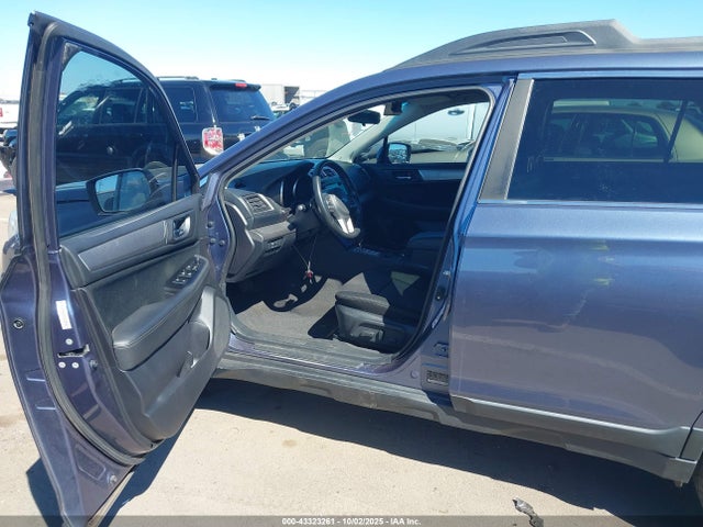 4S4BSACC9H3381013 Subaru u5
