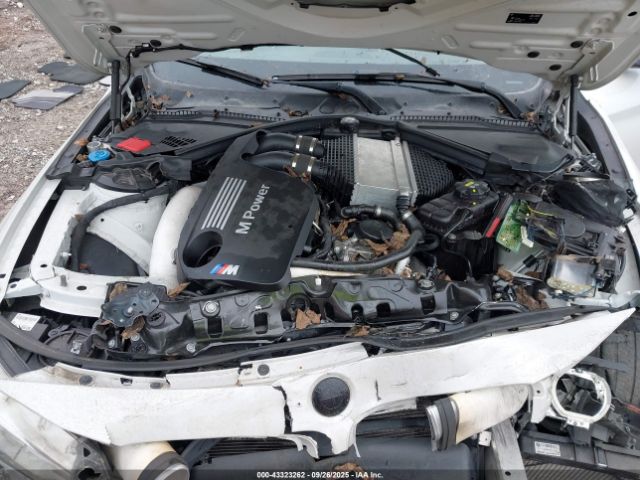 2016 BMW M4 WBS3R9C59GK338986 Photo 9