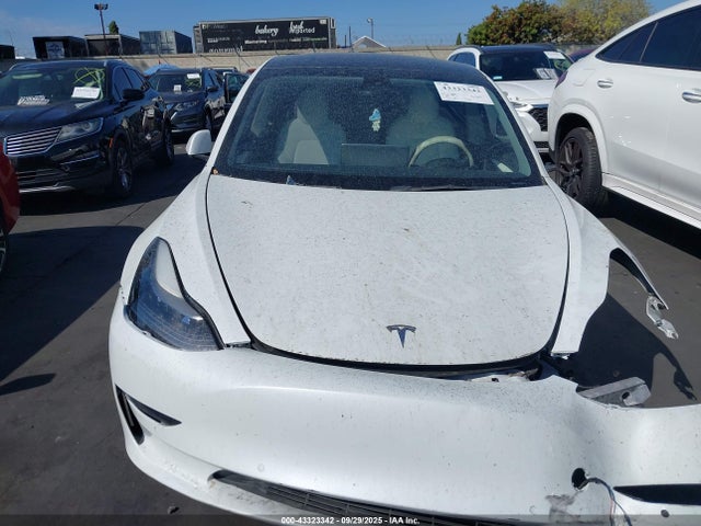 Tesla 2022 2022 5YJ3E1EA8NF373575 Image 12