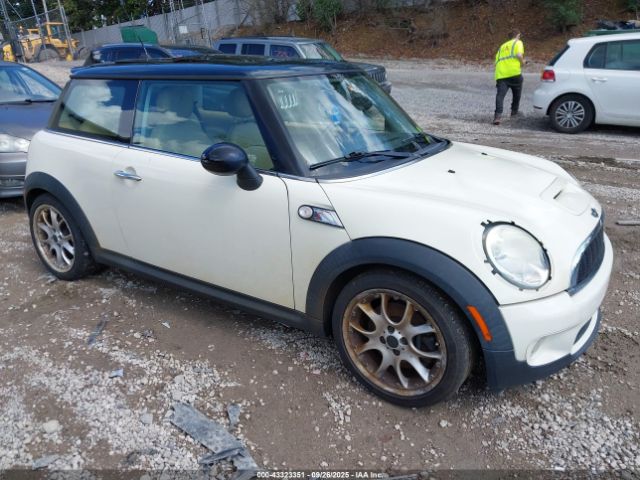 2009 MINI COOPER S WMWMF73559TT99786 Photo 0