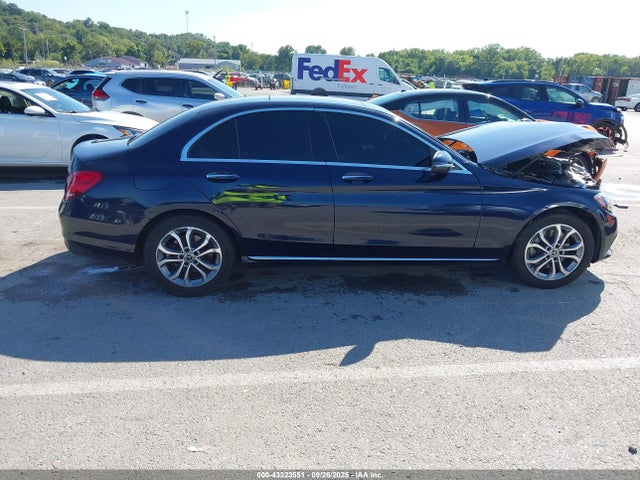 43323551 :رقم المزاد ، WDDWF4KB8JR403015 vin ، 2018 Mercedes-benz C 300 4matic مزاد بيع