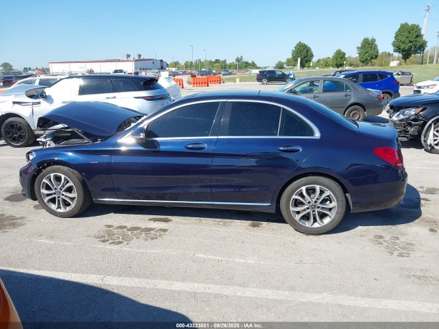 43323551 :رقم المزاد ، WDDWF4KB8JR403015 vin ، 2018 Mercedes-benz C 300 4matic مزاد بيع