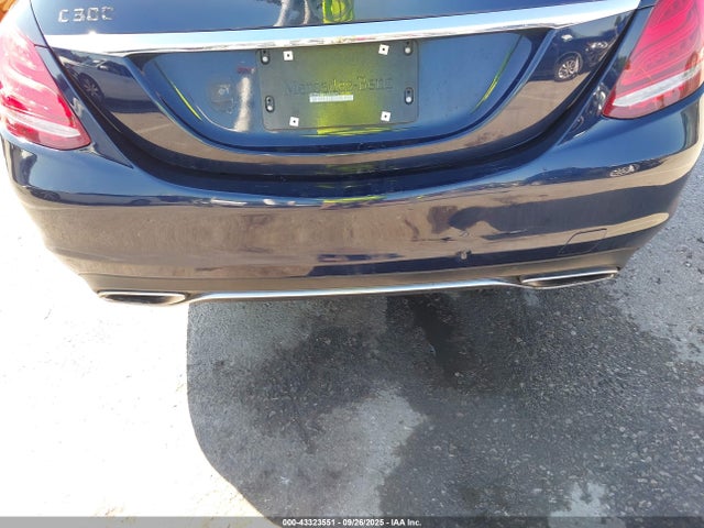 43323551 :رقم المزاد ، WDDWF4KB8JR403015 vin ، 2018 Mercedes-benz C 300 4matic مزاد بيع
