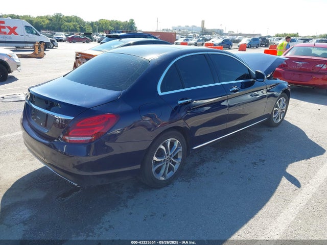 43323551 :رقم المزاد ، WDDWF4KB8JR403015 vin ، 2018 Mercedes-benz C 300 4matic مزاد بيع