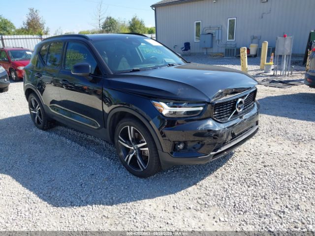 2021 VOLVO XC40 YV4162UM3M2576085