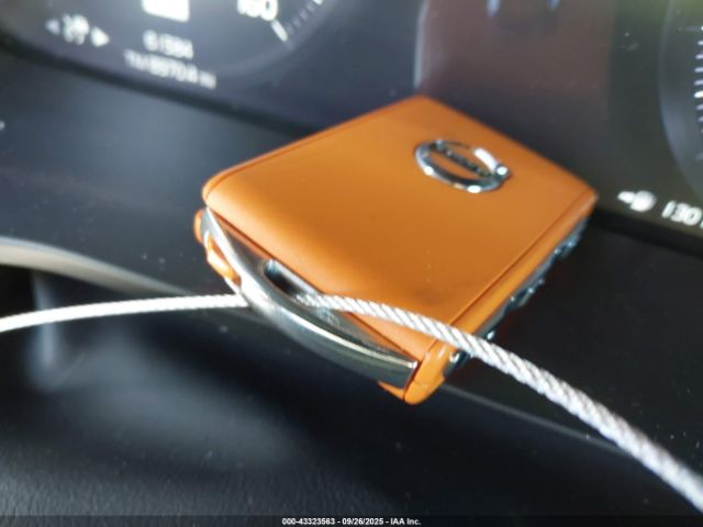 2021 VOLVO XC40 YV4162UM3M2576085 Photo 10