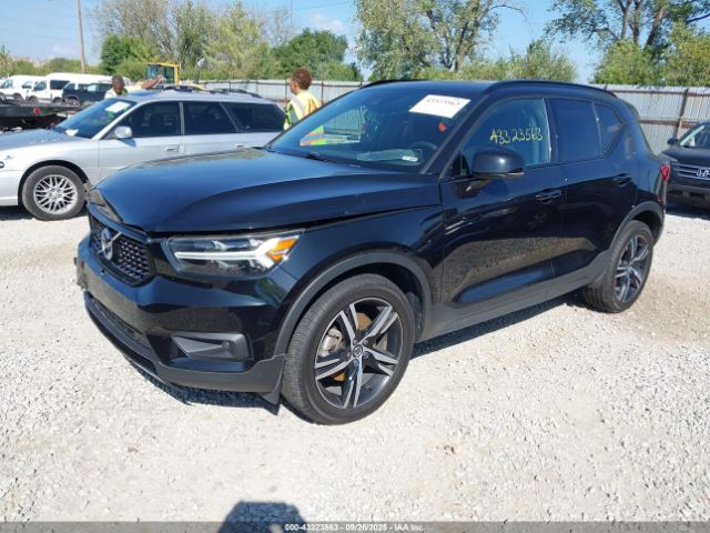 2021 VOLVO XC40 YV4162UM3M2576085 Photo 1