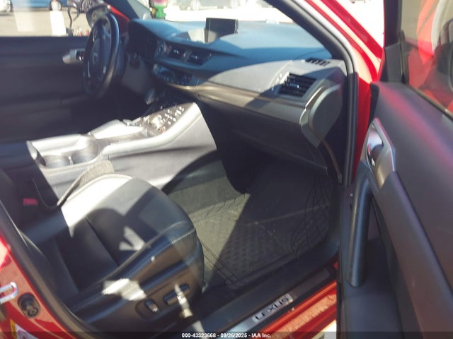 JTHKD5BH6F2230005 Lexus 2zr-fxe+3jm