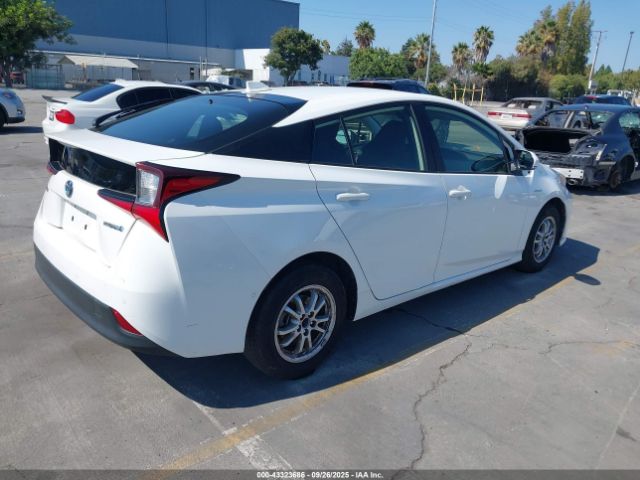 2021 TOYOTA PRIUS JTDKAMFU6M3141019 Photo 3