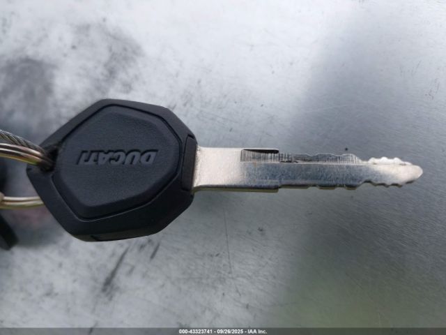 2023 DUCATI SUPERSPORT ZDMVABDS7PB004835 Photo 10