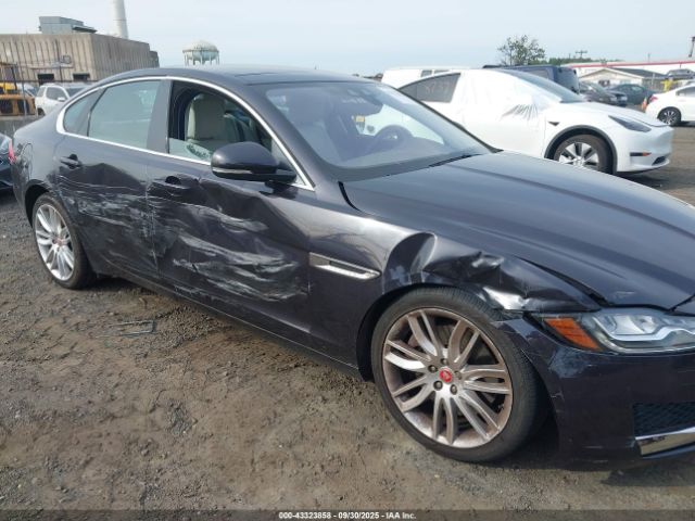 2017 JAGUAR XF SAJBK4BV9HCY34783 Photo 5