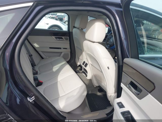 2017 JAGUAR XF SAJBK4BV9HCY34783 Photo 7