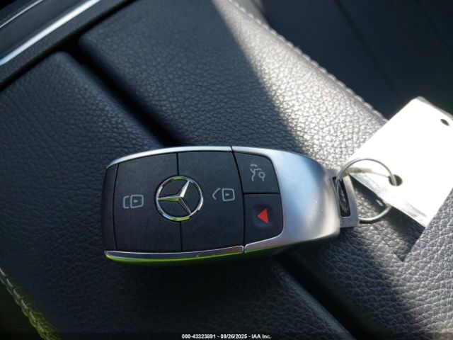 2020 MERCEDES-BENZ GLB 250 W1N4M4HBXLW043144 Photo 10