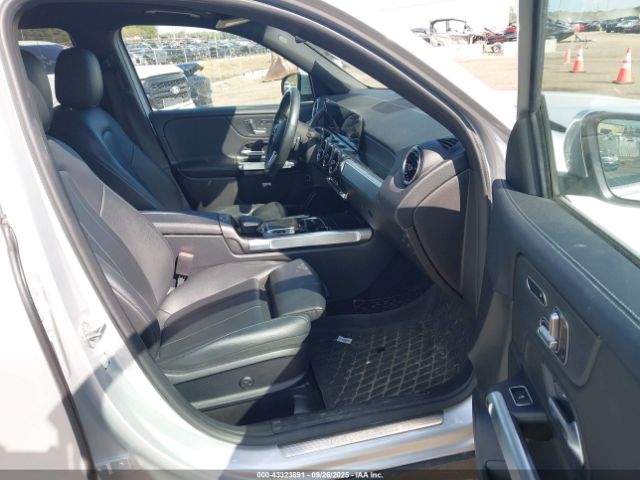 2020 MERCEDES-BENZ GLB 250 W1N4M4HBXLW043144 Photo 4